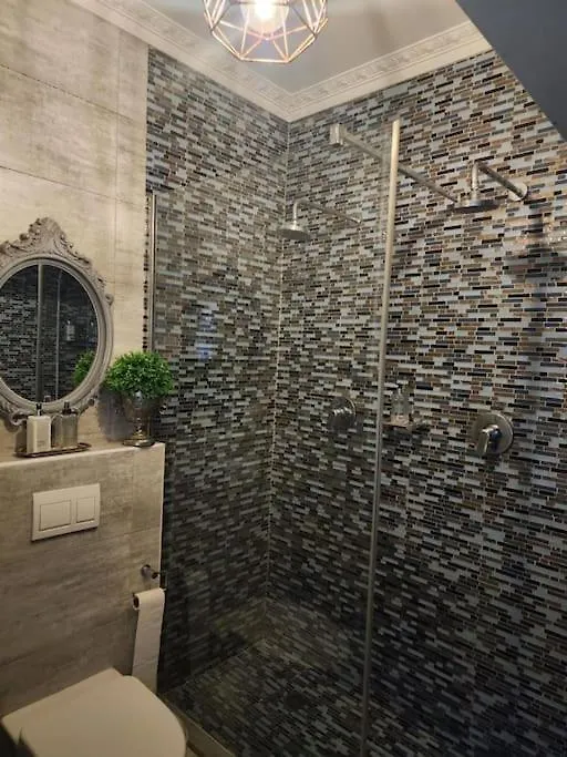 Cape Town, Sea Point, Beautiful 2 Bedroom Apartment @Tucked Away 0*, Cape Town