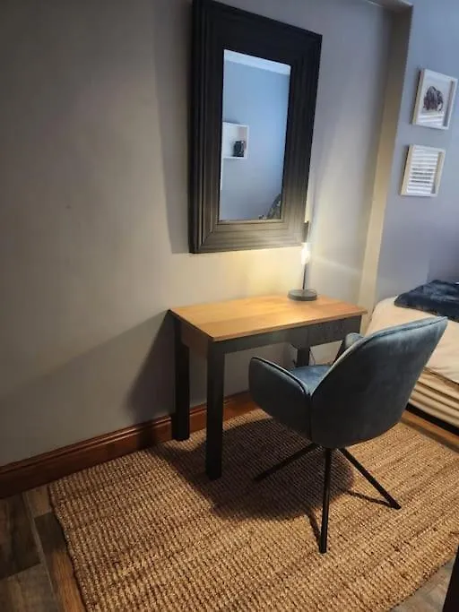 Cape Town, Sea Point, Beautiful 2 Bedroom Apartment @Tucked Away Güney Afrika